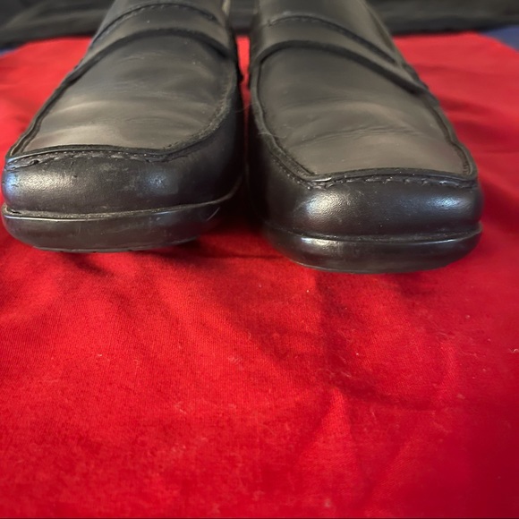 Louis Vuitton Black Drivers - Picture 2 of 9